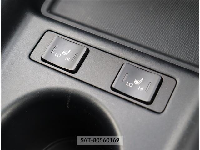 Toyota PRIUS 2019-03 8316431-15