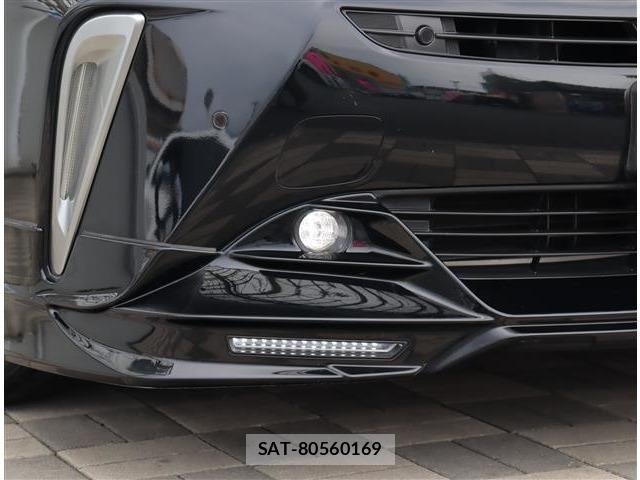 Toyota PRIUS 2019-03 8316431-23