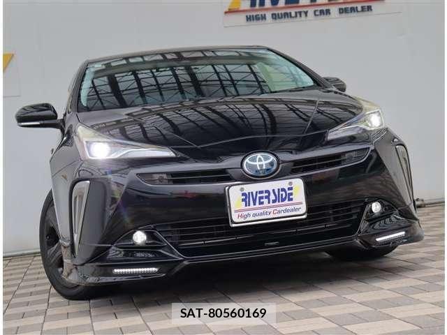 Toyota PRIUS 2019-03 8316431-24