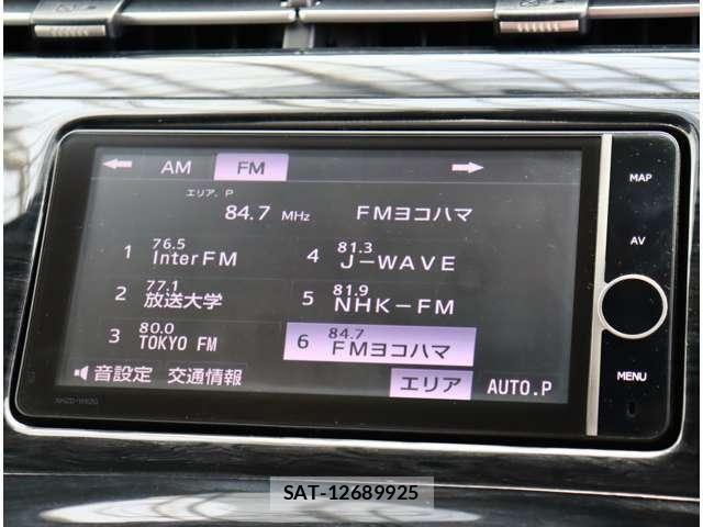 Toyota PRIUS 2013-05 8316483-19