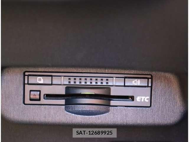 Toyota PRIUS 2013-05 8316483-26