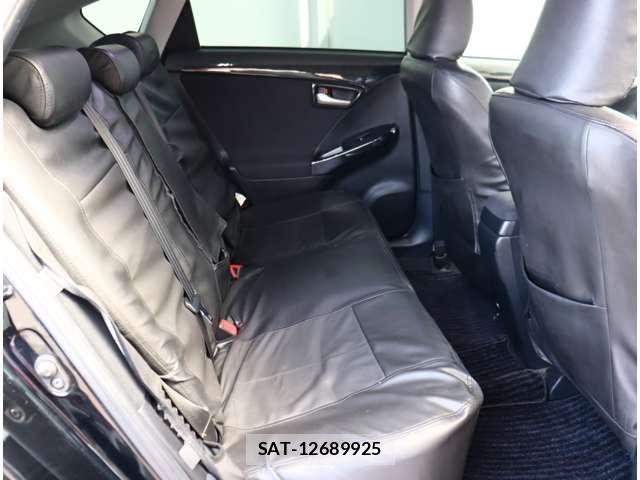 Toyota PRIUS 2013-05 8316483-5