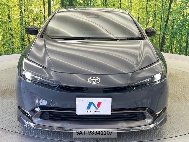 Toyota PRIUS 2023-09 8316428-14
