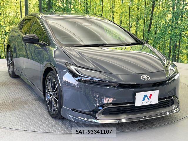 Toyota PRIUS 2023-09 8316428-16