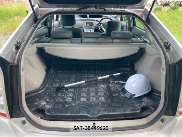 Toyota PRIUS 2009-07 8316546-12