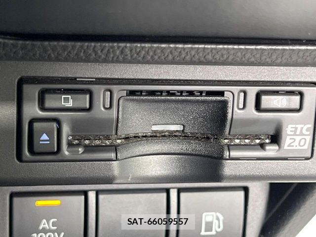 Toyota PRIUS 2023-08 8316429-5