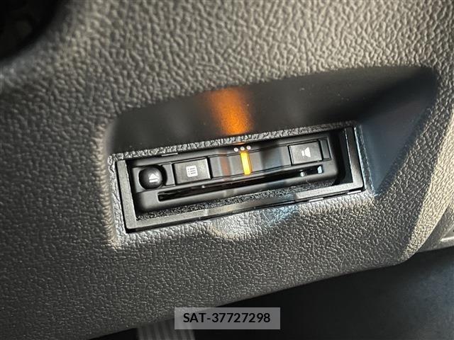 Toyota PRIUS 2021-05 8316456-20