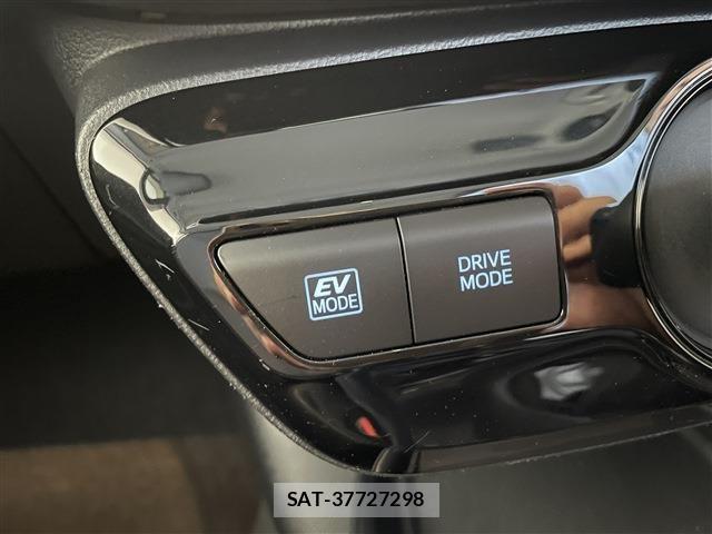 Toyota PRIUS 2021-05 8316456-21