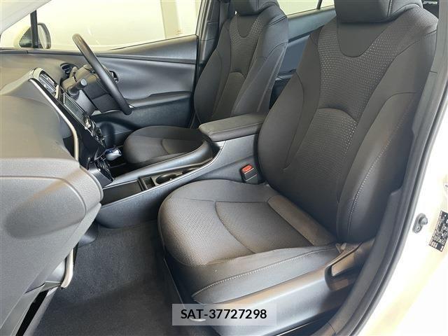 Toyota PRIUS 2021-05 8316456-26