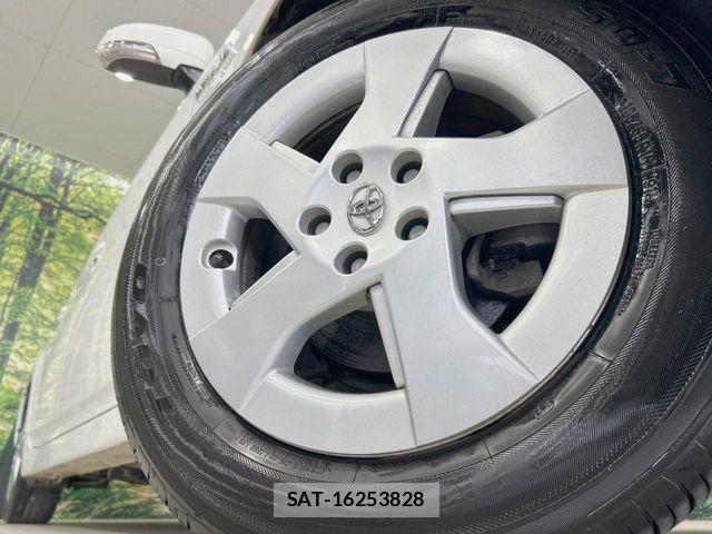 Toyota PRIUS 2009-05 8316504-12