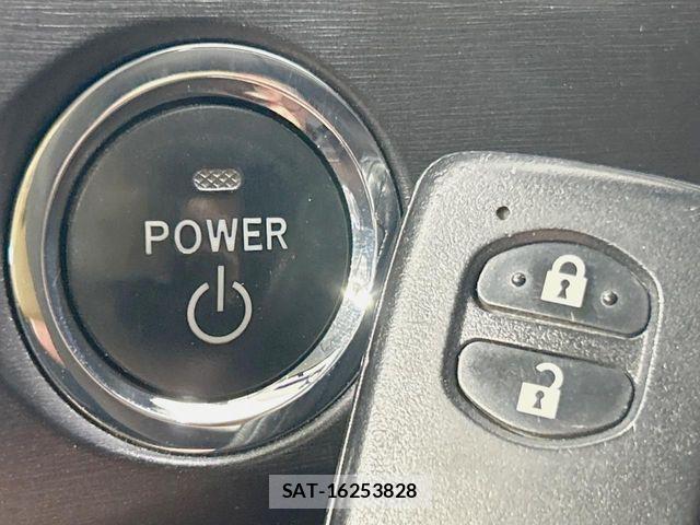 Toyota PRIUS 2009-05 8316504-5