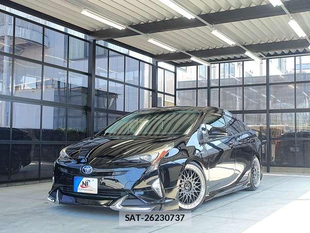 Toyota PRIUS 2017-12 8316444-2
