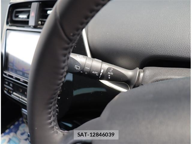 Toyota PRIUS 2020-12 8316430-13