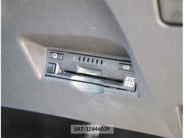Toyota PRIUS 2020-12 8316430-18