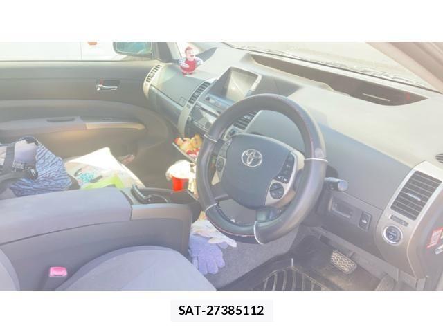 Toyota PRIUS 2004-10 8316519-11
