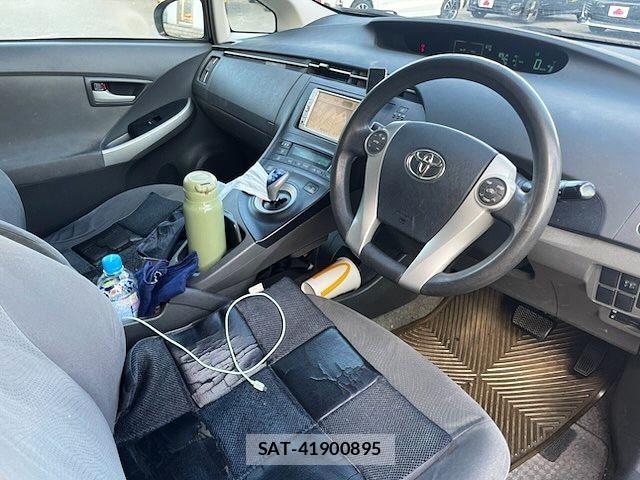 Toyota PRIUS 2009-12 8316516-1