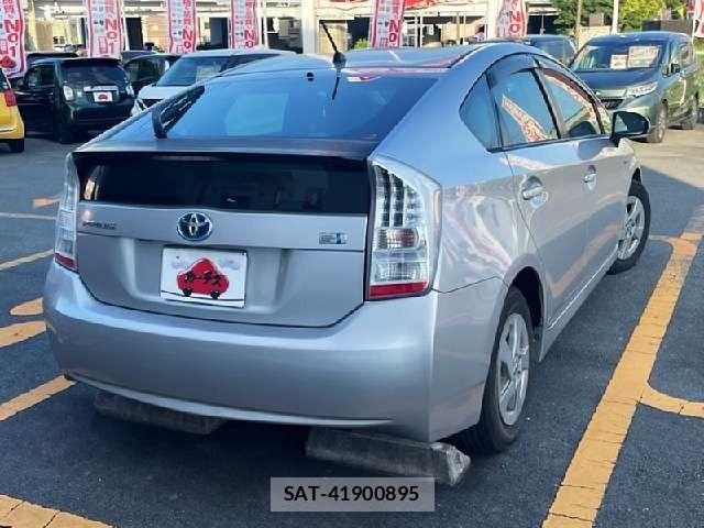 Toyota PRIUS 2009-12 8316516-2