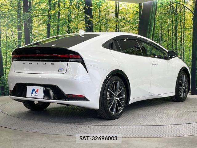 Toyota PRIUS 2024-11 8316425-16