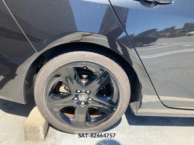 Toyota PRIUS 2021-09 8316462-13