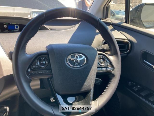 Toyota PRIUS 2021-09 8316462-17