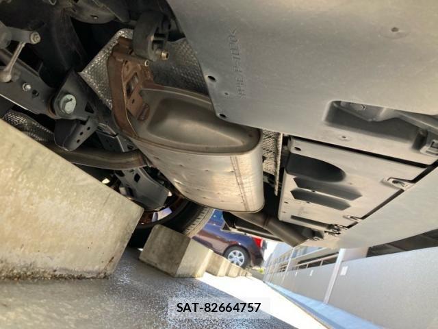 Toyota PRIUS 2021-09 8316462-4