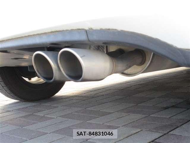 Toyota PRIUS 2013-06 8316494-21