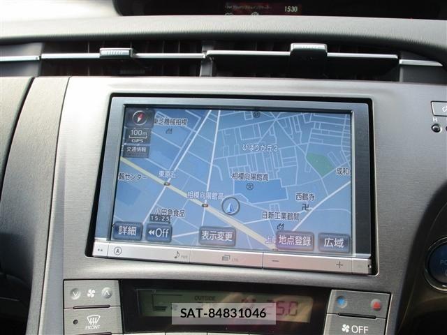 Toyota PRIUS 2013-06 8316494-4