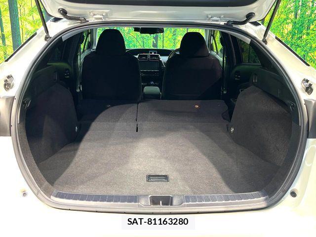 Toyota PRIUS 2018-06 8316454-9