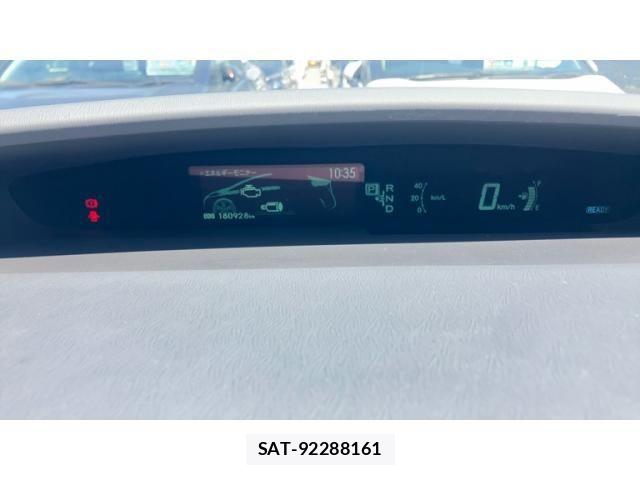 Toyota PRIUS 2010-11 8316544-19