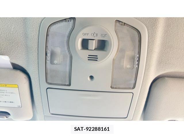 Toyota PRIUS 2010-11 8316544-28