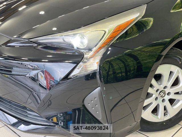 Toyota PRIUS 2016-04 8316484-12