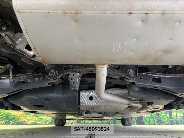 Toyota PRIUS 2016-04 8316484-19