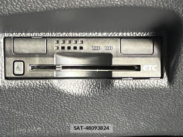 Toyota PRIUS 2016-04 8316484-5