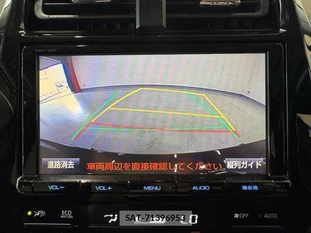 Toyota PRIUS 2017-08 8316476-21