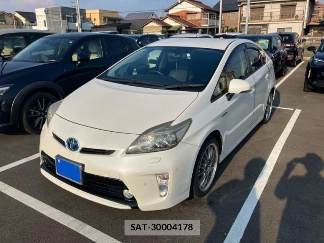 Toyota PRIUS 2012-02 8316517-0