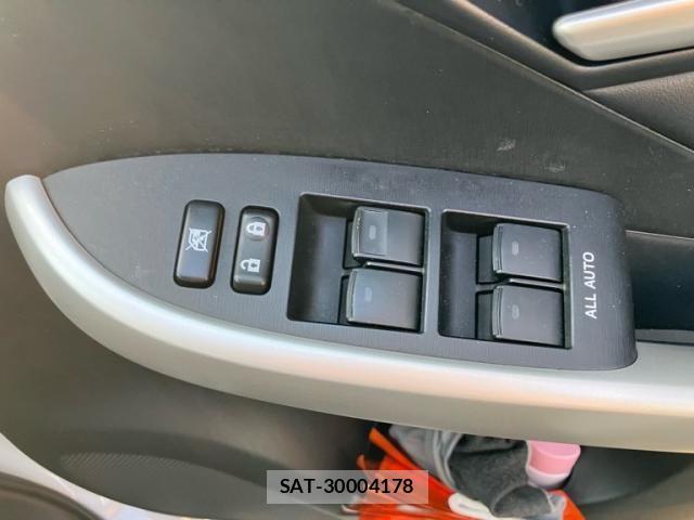 Toyota PRIUS 2012-02 8316517-16
