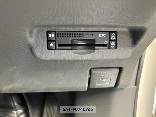 Toyota PRIUS 2009-08 8316518-11