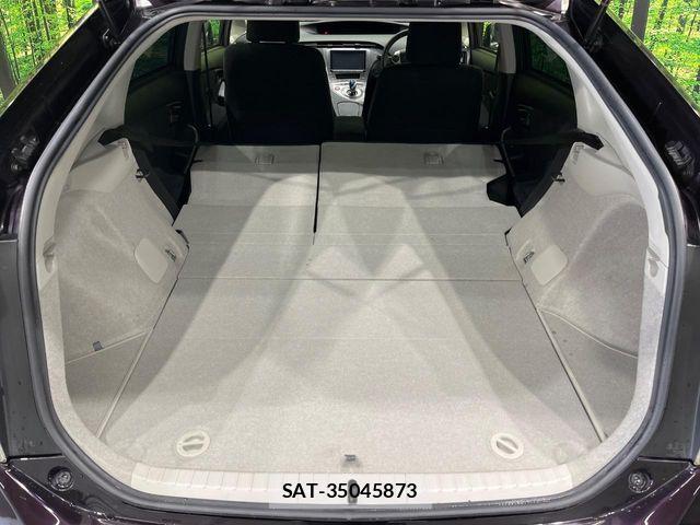 Toyota PRIUS 2015-01 8316498-10