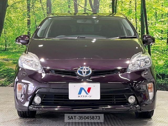 Toyota PRIUS 2015-01 8316498-14