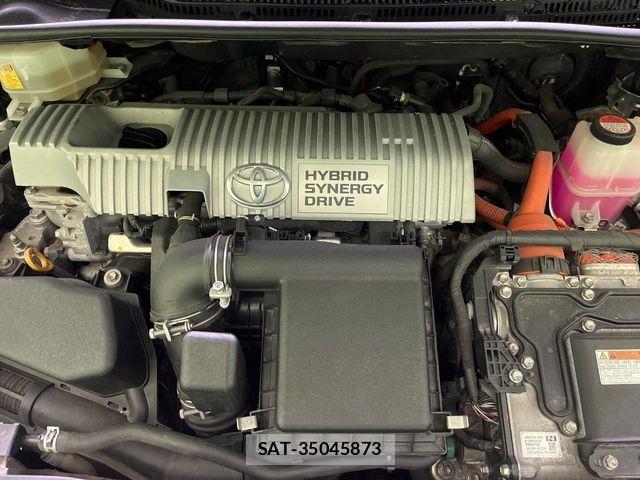 Toyota PRIUS 2015-01 8316498-18