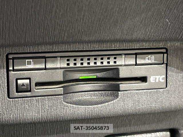 Toyota PRIUS 2015-01 8316498-4