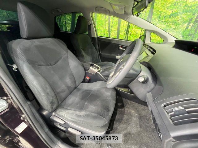 Toyota PRIUS 2015-01 8316498-8
