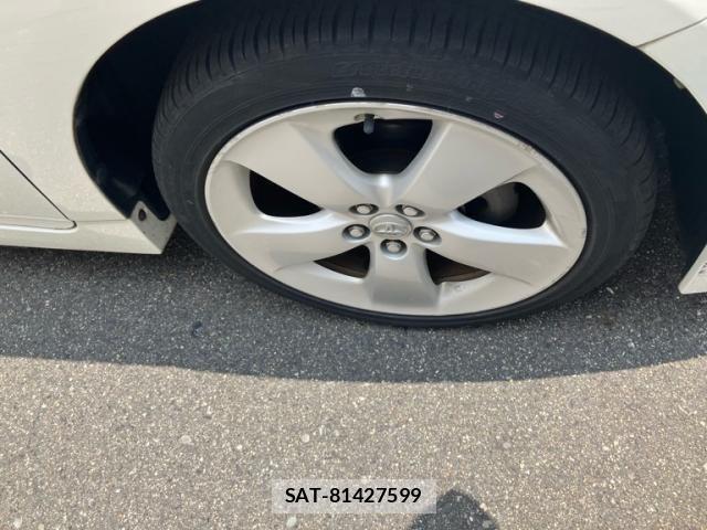 Toyota PRIUS 2011-01 8316540-4