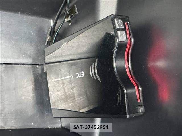 Toyota PRIUS 2014-08 8316500-23