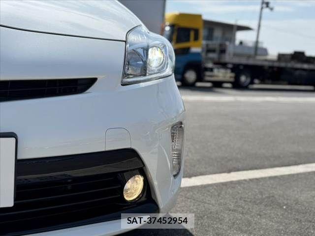 Toyota PRIUS 2014-08 8316500-28