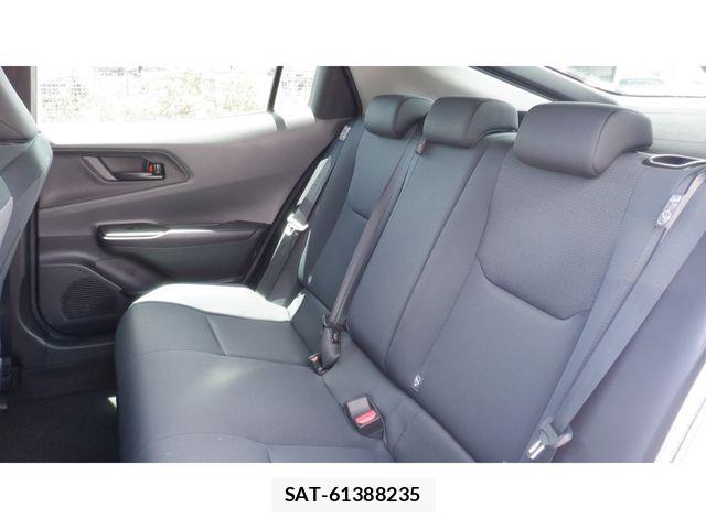 Toyota PRIUS 2023-10 8316435-13