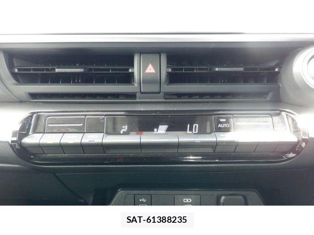 Toyota PRIUS 2023-10 8316435-18