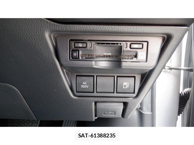Toyota PRIUS 2023-10 8316435-23