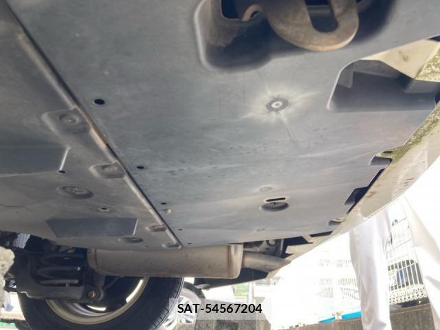 Toyota PRIUS 2011-12 8316525-11