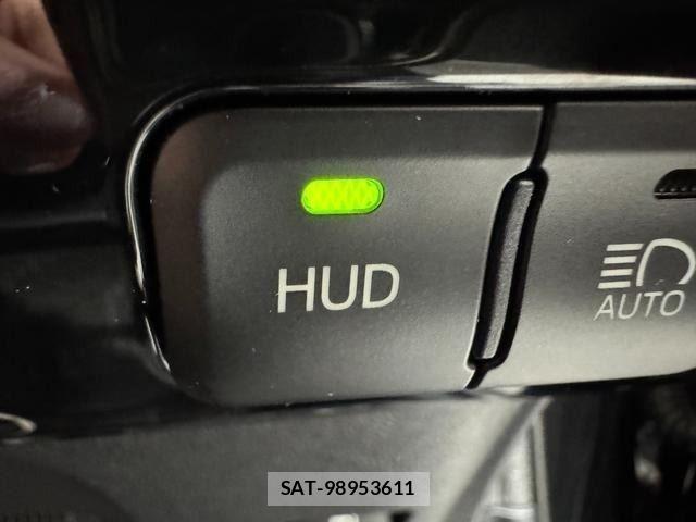 Toyota PRIUS 2017-10 8316480-26